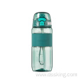 2022 new desined 630ml/780ml bottle sport and bpa free water bottle with straw